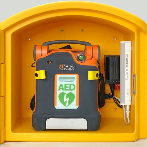 Cardiac Science G5 Fully Auto With CPRD and AED Protect Outdoor Locked Package